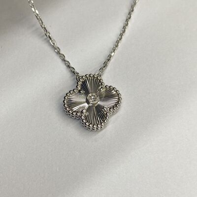 Solid Gold 18k Gold Necklaces 16.8 Inches 0.05 Carats Diamond Pendant Necklace