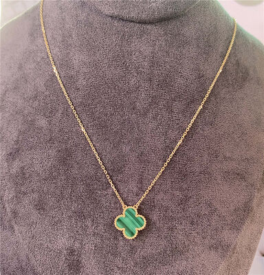 16.54 inches 18k Gold Necklaces 18K Yellow Gold Pendant with Malachite