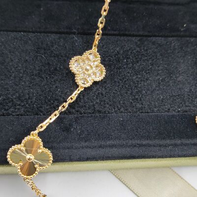 VCA 18K Gold Necklaces With Natural Diamond Stone Vintage Alhambra Long Necklace