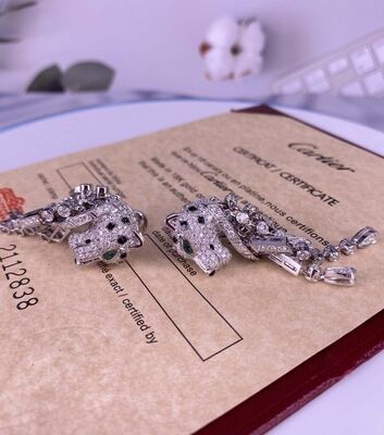 5.63 कैरेट पैंथेर डे 18 कैरेट सोने के बालियां सफेद सोने के 18 कैरेट के बालियां पन्ना के साथ गोमेद हीरे