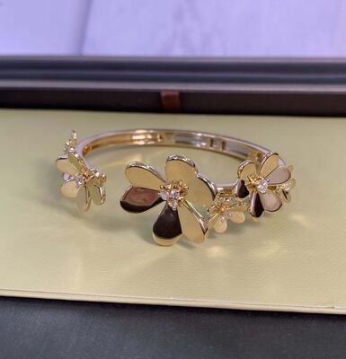 VCA Frivole 18k Gold Bracelets Mens Bracelet 7 Flowers Gold Bracelet With Flowers