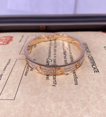Love Mens 18k Gold Jewelry Bracelet With Diamond Paved 18k Gold Jewelry Manufacturer
