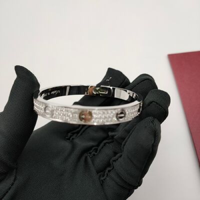 Adult 7.48INCH 18K Gold Bracelets VVS Diamond 18 Karat Gold Bangles 2.3 Carat Diamond Halo