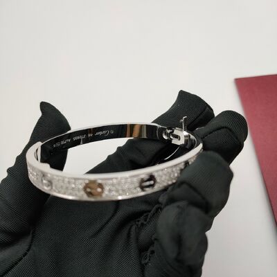 Adult 7.48INCH 18K Gold Bracelets VVS Diamond 18 Karat Gold Bangles 2.3 Carat Diamond Halo